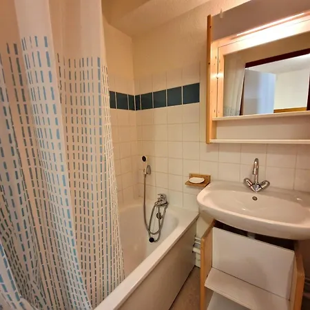 3 Pièces Pour 6 Pers. Avec Balcon, Proche Télésiège Et Centre, Modane - Fr-1-265-212 Appartamento *